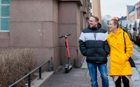 Lähde julkisen taiteen kierrokselle – taidekävely virkistää kehoa ja mieltä!